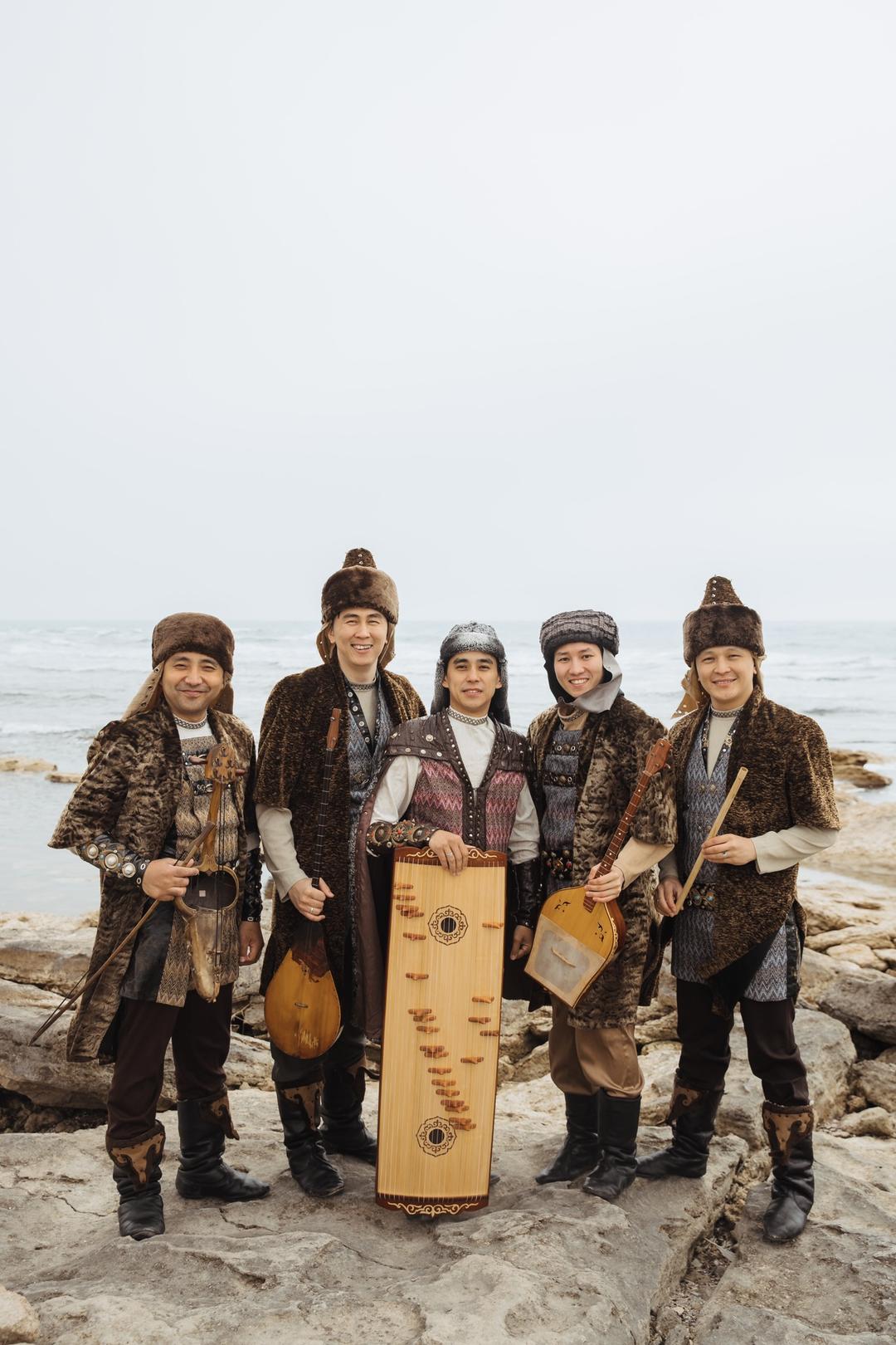 Der Klang der Großen Steppe - Ethno-Folk Ensemble 
