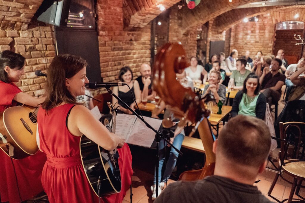 b.sides_c_Georg Cizek-Graf