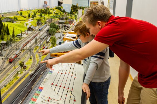 Stellwerkeröffnung bei der Modelleisenbahn des MBV Mexikoplatz
